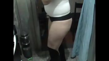 Hermosa colita moviendose