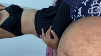 रिया ने बॉस की थकान दूर की पूरी रात होटल में बिताई और शानदार सेक्स किया।