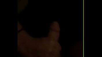 Girlfriend giving me handjob w lotion til i nut