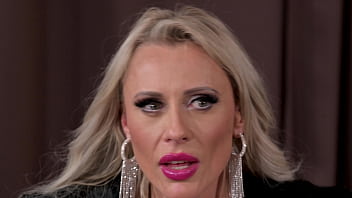 Horny ballerina alexa flexy orgasms with a glass dildo after masturbating gp2871