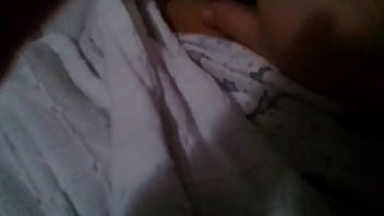 Massageando bunda deliciosa