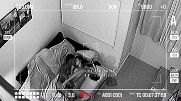 Camera de segurança real flagra amante fudendo muito e bebendo leitinho enquanto corno trabalha