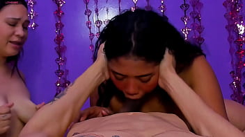 Two big curvy girls give double blowjobs in pov