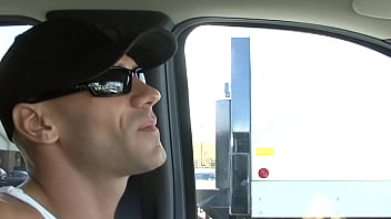 Kitty lynxxx is married but still wants more dick