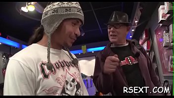 Appealing brunette woman scarlet gets cuchy pleasured