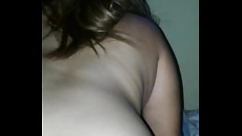 A ella le gusta metérsela toda y pide más