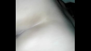 A ella le gusta metérsela toda y pide más