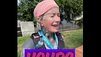 I made it to the marathon finish line what’s your proudest achievement this year #marathonfinished #goals #ps