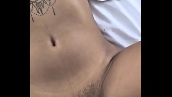 Por favor folla a mi novia frente a mi squirt y corrida en la vagina lista para lamerla 1