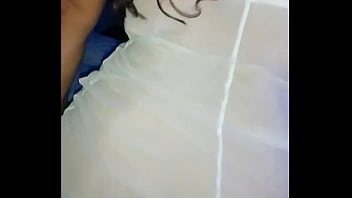 Puta devassa dando um show por cima