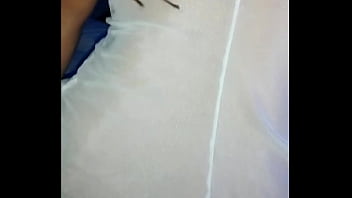 Puta devassa dando um show por cima