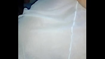 Puta devassa dando um show por cima