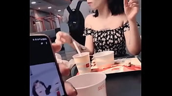 Me levaria pra comer um mc lanche feliz