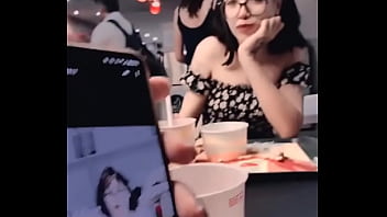 Me levaria pra comer um mc lanche feliz