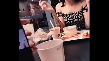 Me levaria pra comer um mc lanche feliz