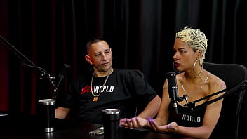 Começou com fotos sensuais ajudaram as pessoas nas enchentes ela gritou que ele iria namorar com ela natt paradise & raposão watch sheer red