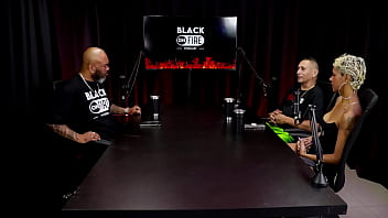 Começou com fotos sensuais ajudaram as pessoas nas enchentes ela gritou que ele iria namorar com ela natt paradise & raposão watch sheer red