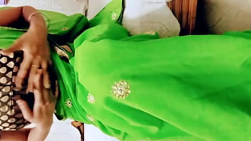 देसी भारतीय पत्नी की चूत दिखाना वायरल एमएमएस thumbnail