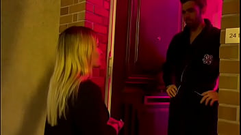 Trailer vidéo hard 16 min gratuite pour mes fans j’avais tellement mal au