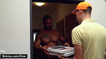 Bromo Pizza Delivery Twink thumbnail