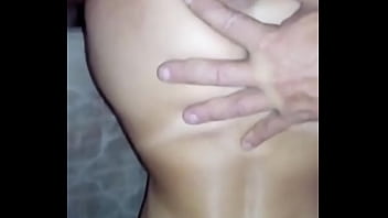 O novo amigo aprontou muito com minha esposa meteu em todo lugar