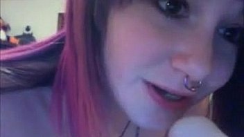 Emo cam girl sucks on her toy