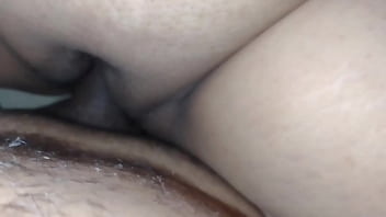 Comiendo la vagina de mamiflorecita