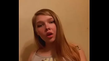 Cute pawg having fun showign her tits and vibing