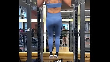 Bring it back my back workouts be like y’all know it took me to build muscle i was never a skill