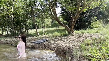 Albina faz sexo no matou no pelo com estranho que batia punheta pra ela