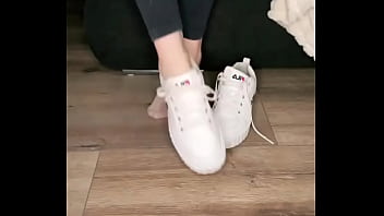 ️#feet #feetworld #fetisch girl creator #pinksocks #socksfetisch #soles #sweat