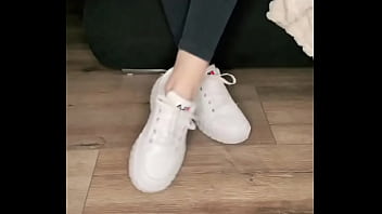 ️#feet #feetworld #fetisch girl creator #pinksocks #socksfetisch #soles #sweat