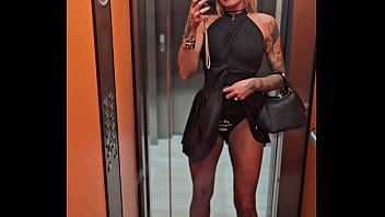 Qui veut ma culotte fetish que j'ai mis hier soir en soirée libertine faites