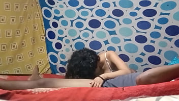 Soy una mujer muy caliente espero disfruten el video