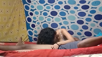 Soy una mujer muy caliente espero disfruten el video