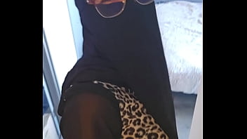 I was waiting for you come inside mia niqab