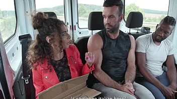 7 on 1 lady ana dap pee