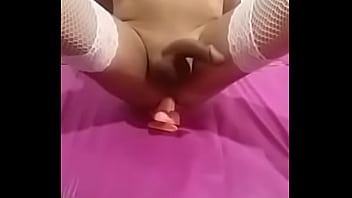 Taty Brincando Sozinha thumbnail