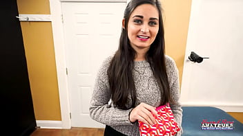 Busty brunette elliot deepthroats a dick and gets banged in doggystyle