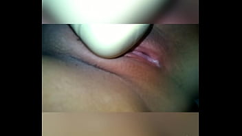 Gozou e ficou todo molhadinha Gozou e ficou todo molhadinha