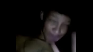 Dando o cuzinho ao amigo pra vira famozinha no facebook