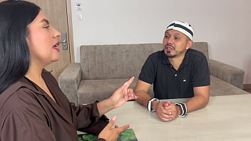 El prisionero me debe follar duro con su gran verga parte 1 melanilatina