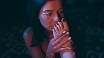 Every toe is a world for you to explore with your tongue