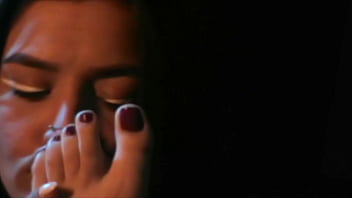 Every toe is a world for you to explore with your tongue