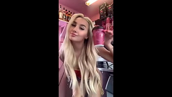 Hot women showing off their bodies