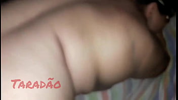 Puta gemendo gozando e indo leite de pica