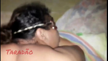 Puta gemendo gozando e indo leite de pica