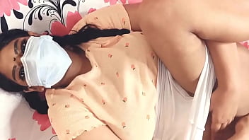 मल्लू आंटी का वायरल एमएमएस Xxx वीडियो चूत में उंगली और स्तन दबाना thumbnail