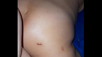 Dopo averla scopata sborro dentro