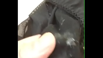 Je suis choque beaucoup de sperme